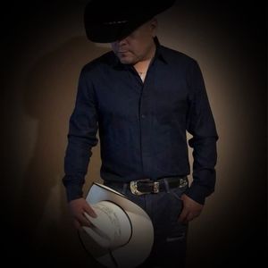 Meet your Posher, Adam